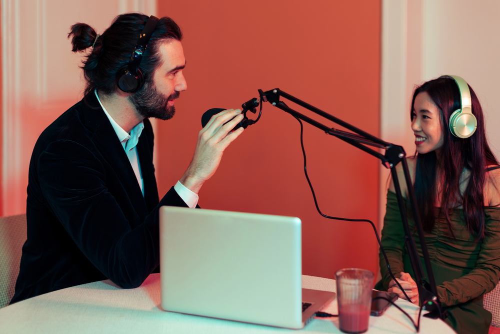 Jak przygotować intro do podcastu?