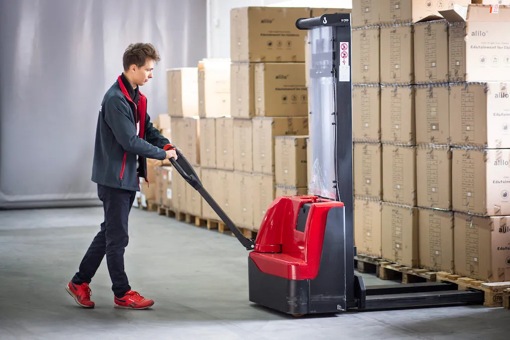 Nadanie dostawy do magazynu Imker